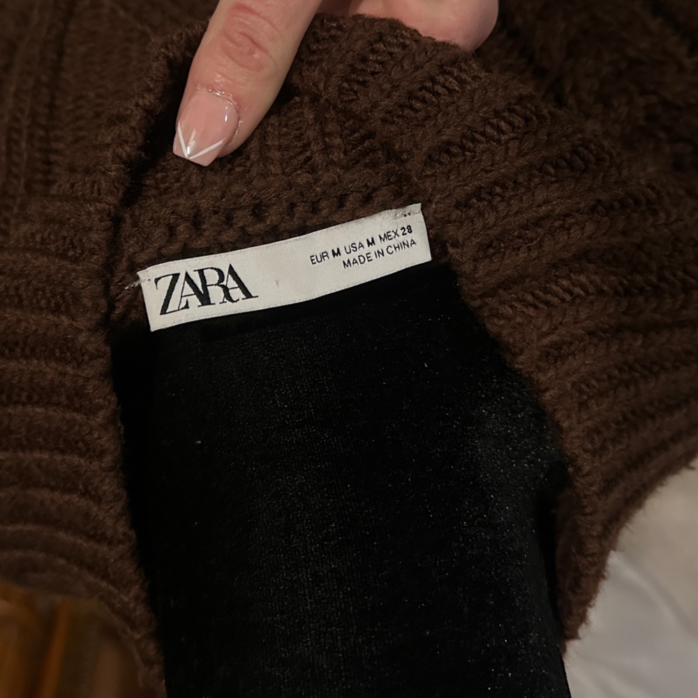 Zara Brown Cable Knit Sweater - Picture 5 of 5